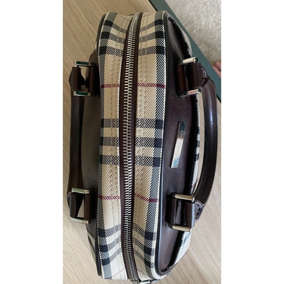 Burberry Vintage Nova Check Leather & Canvas Handbag - Picture 9 of 13